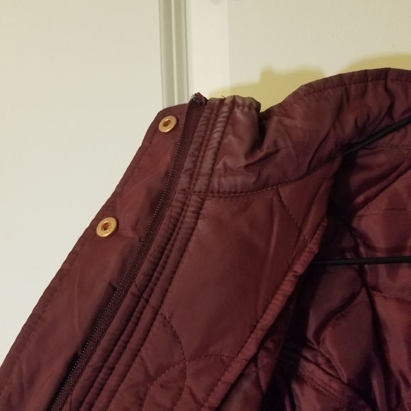 Maroon Light Puffer Jacket - Picture 6 of 7